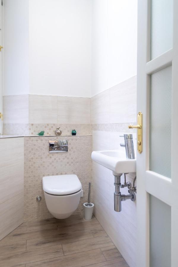 Quiet In The Heart Of Old Town Centre Apartament *